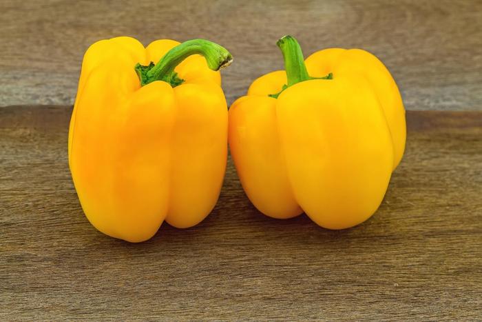 'Golden California Wonder' - Capsicum annuum from The Flower Spot