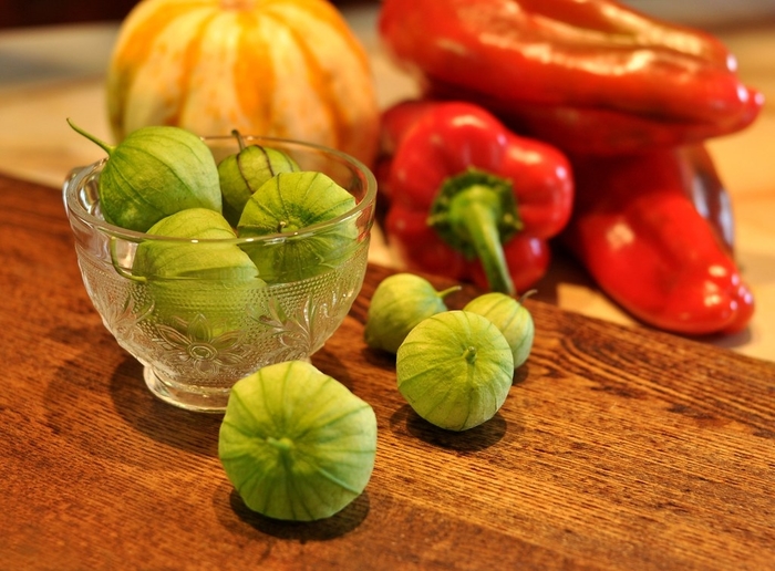 Tomatillo 'Grande Rio Verde' - Physalis philadelphica from The Flower Spot